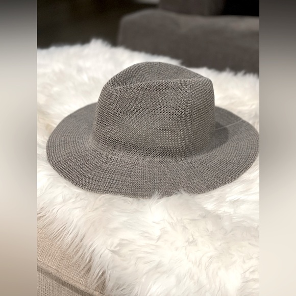 Gray Wide Rim Hat (nwot) - Picture 1 of 6